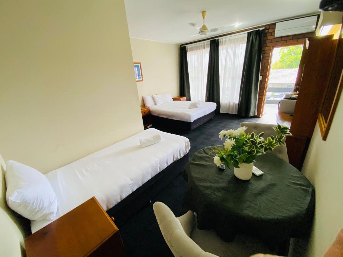 Nowra Motor Inn Екстериор снимка