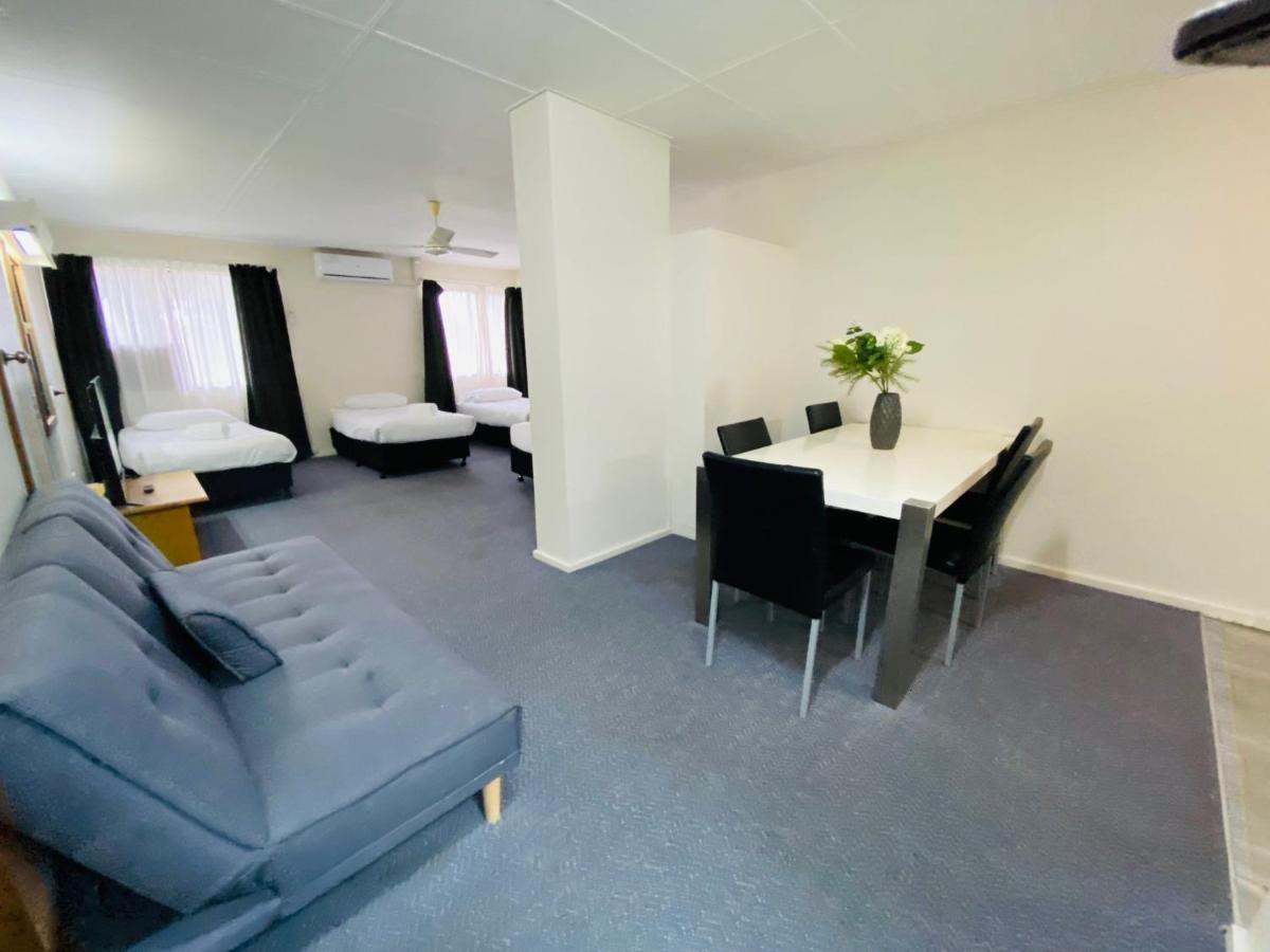 Nowra Motor Inn Екстериор снимка